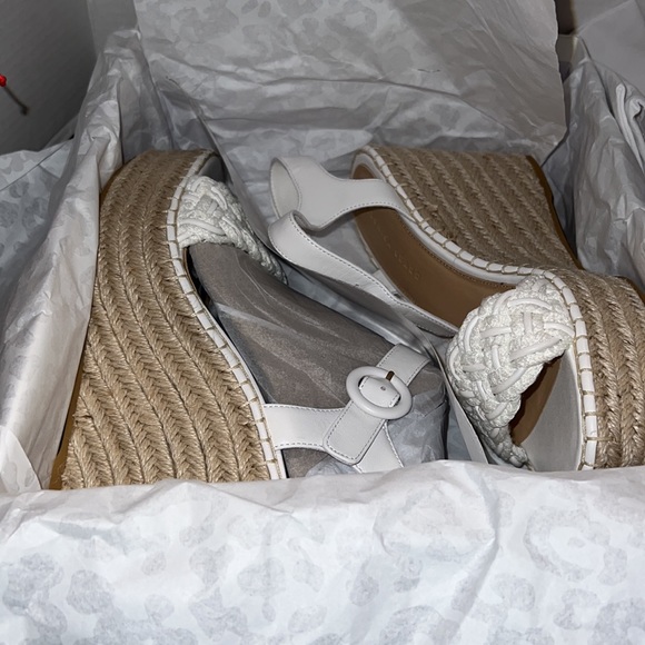 Brand New  Full set Veronica Beard Reema Wedges - Picture 7 of 13